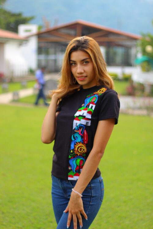 Camiseta Bordada Pueblos Vivos 2 para Dama